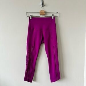 LULULEMON Hot To Street Crop Regal Plum-(Size:4)